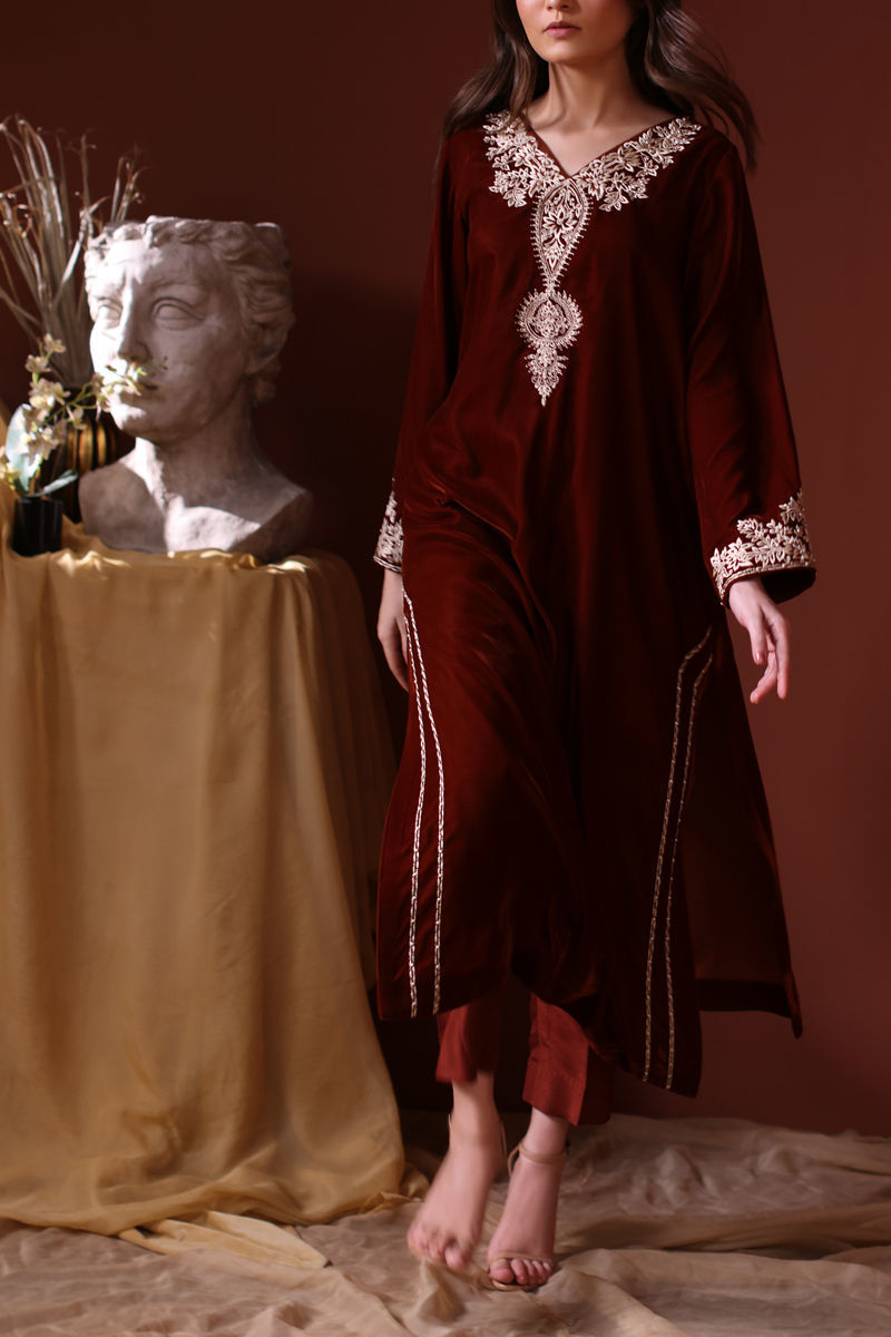 Pakistani Rust Embroidered Velvet Salwar Kameez (2-Piece) - Image 1