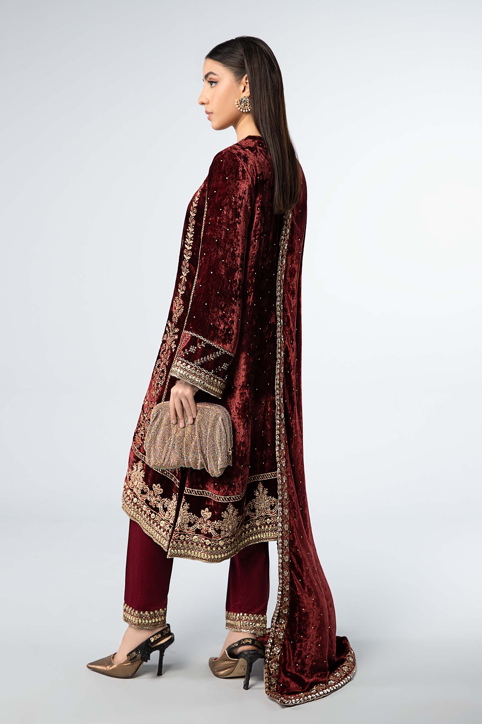 Pakistani Maroon Embroidered Velvet 3-Piece Suit - Image 4
