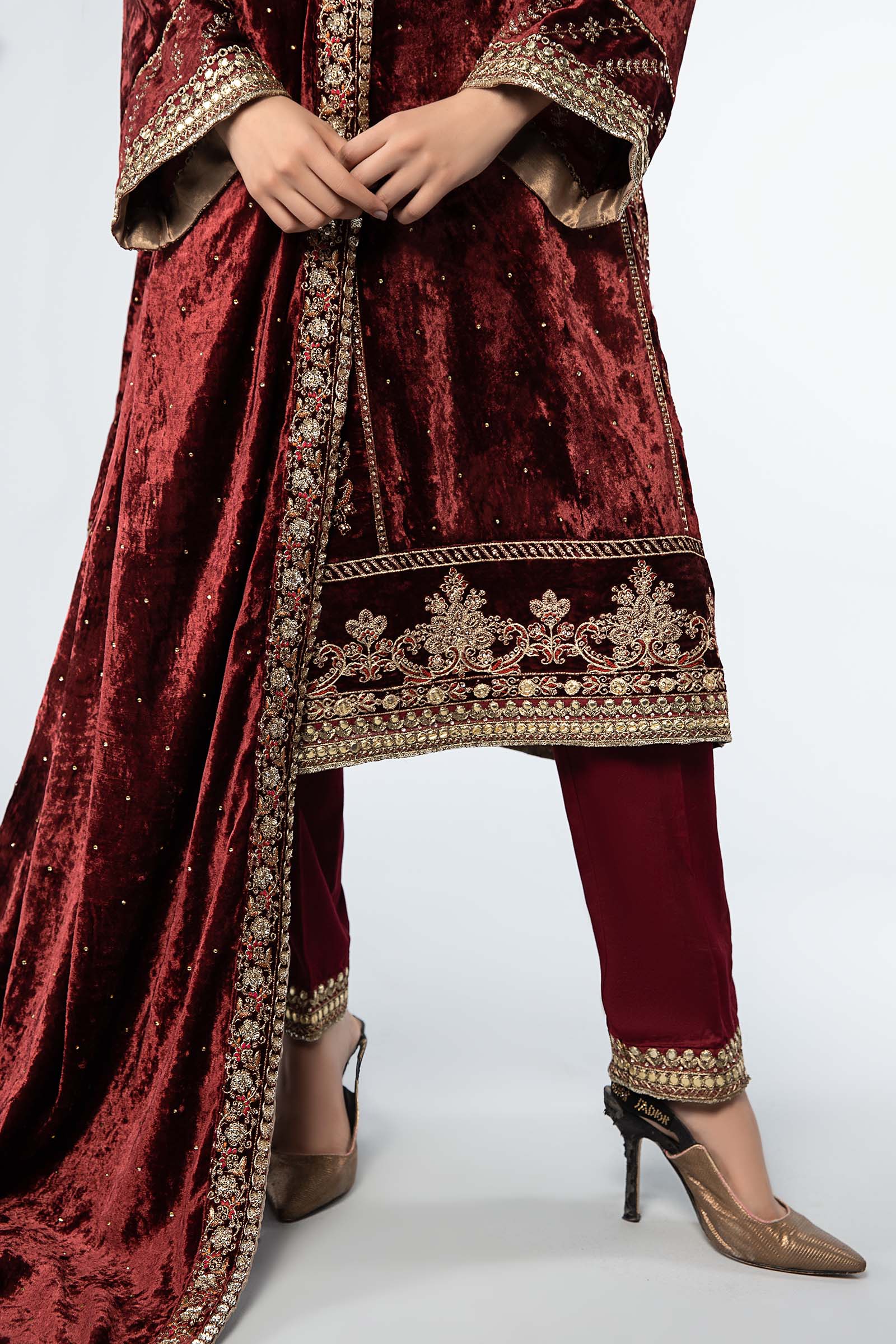 Pakistani Maroon Embroidered Velvet 3-Piece Suit - Image 5