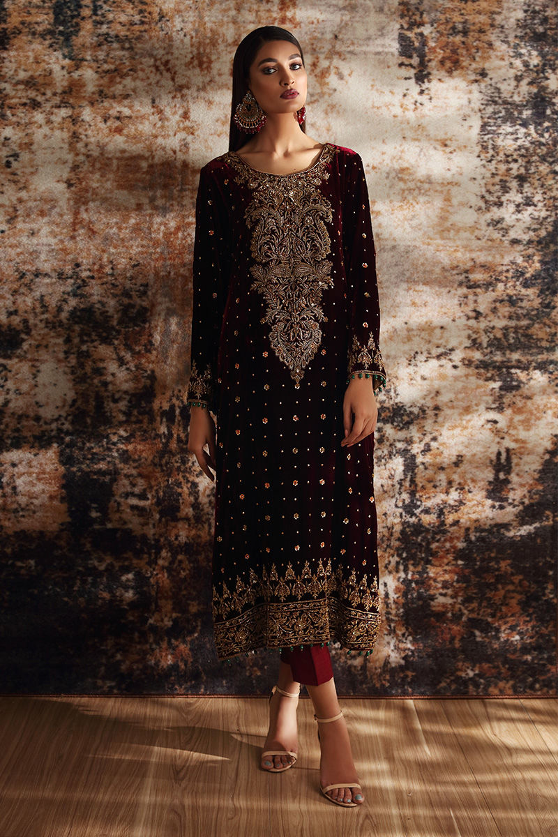 Pakistani Deep Maroon Zardozi Velvet Salwar Kameez (3-Piece) - Image 2