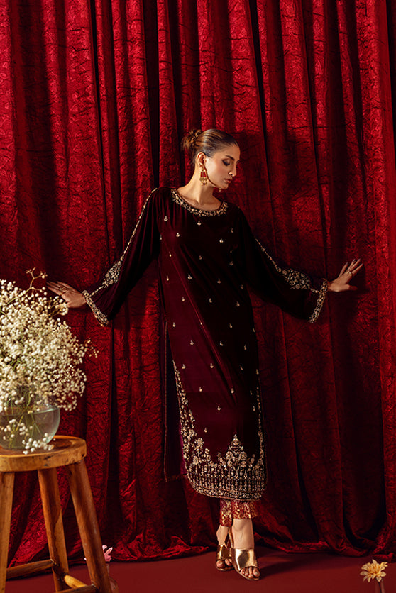 Maroon Embroidered Velvet Salwar Kameez (3-Piece) - Image 5