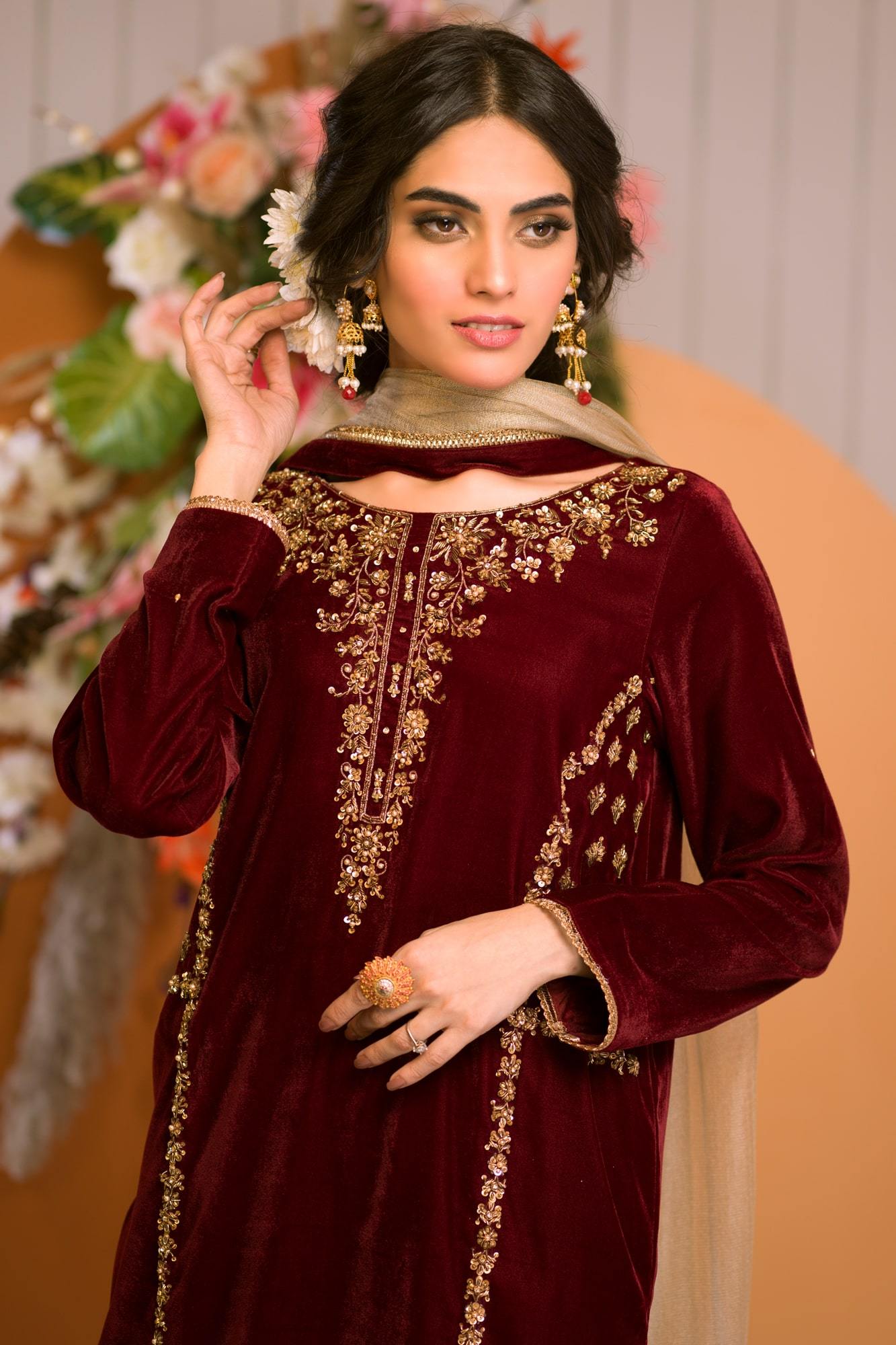 Pakistani Maroon Embroidered Velvet Salwar Kameez (3-Piece) - Image 4