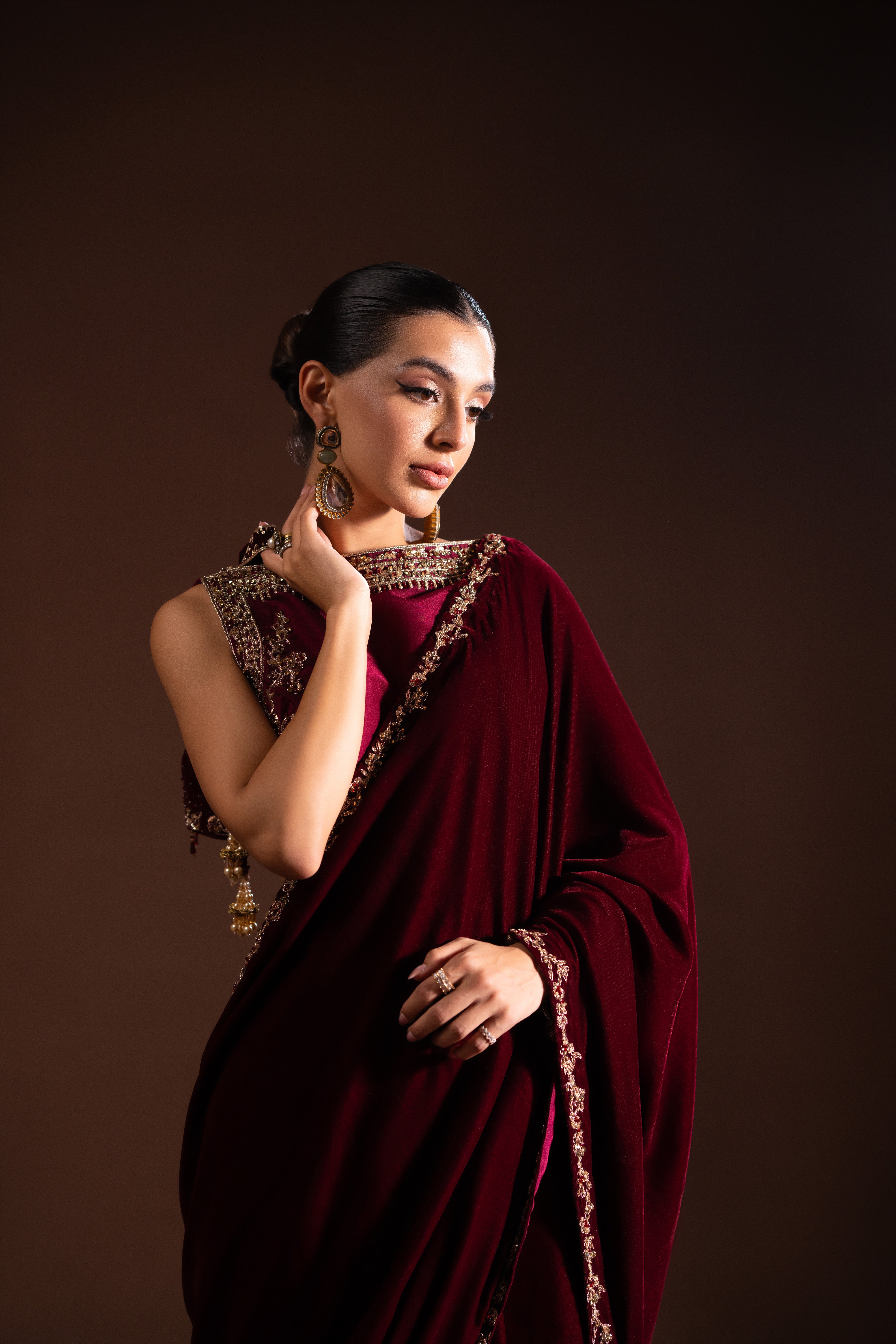 Deep Maroon Embellished Velvet Saree (3-Piece) - Image 2