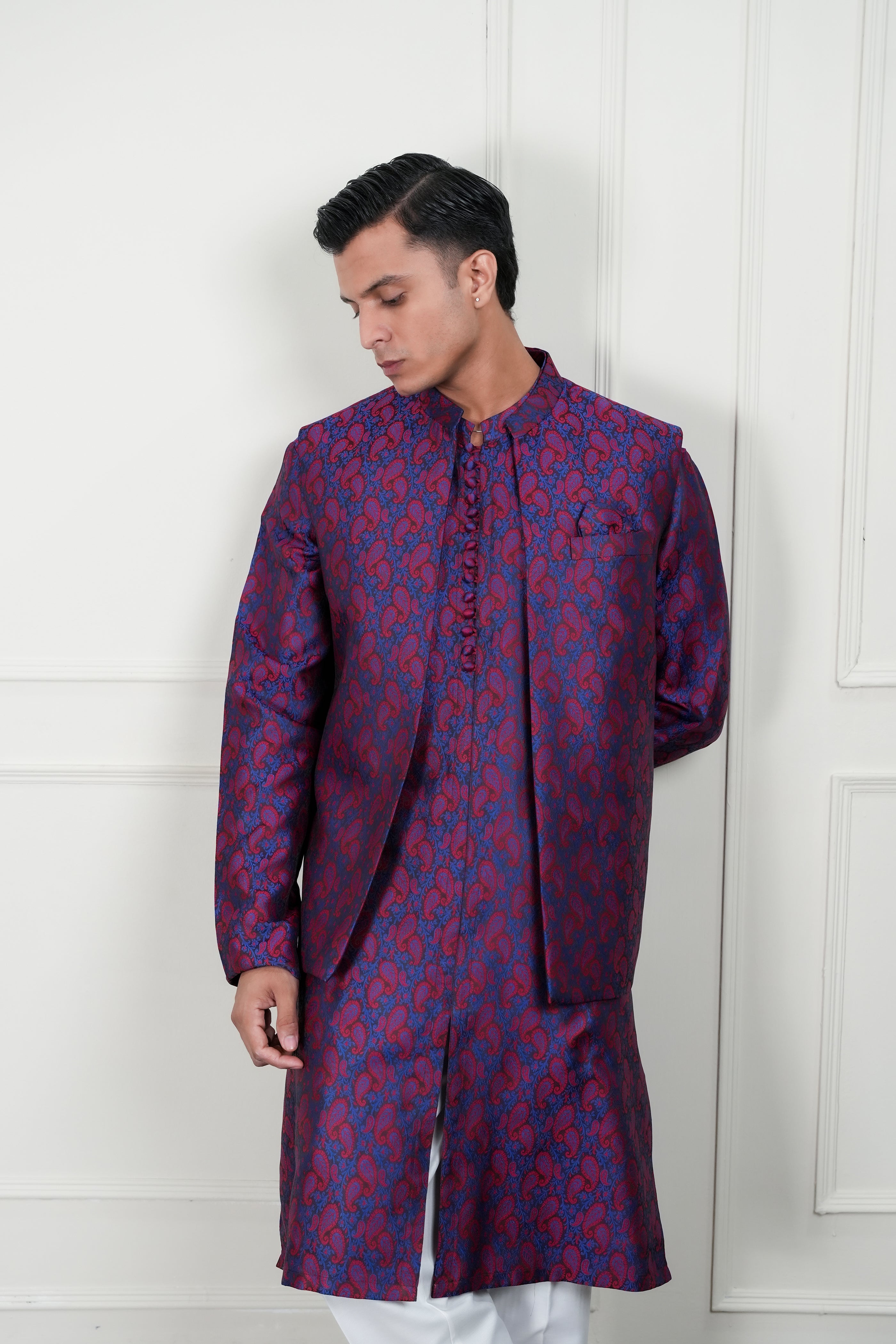 Maroon & Blue Jamawar Waistcoat Kurta (3-Piece) - Image 3