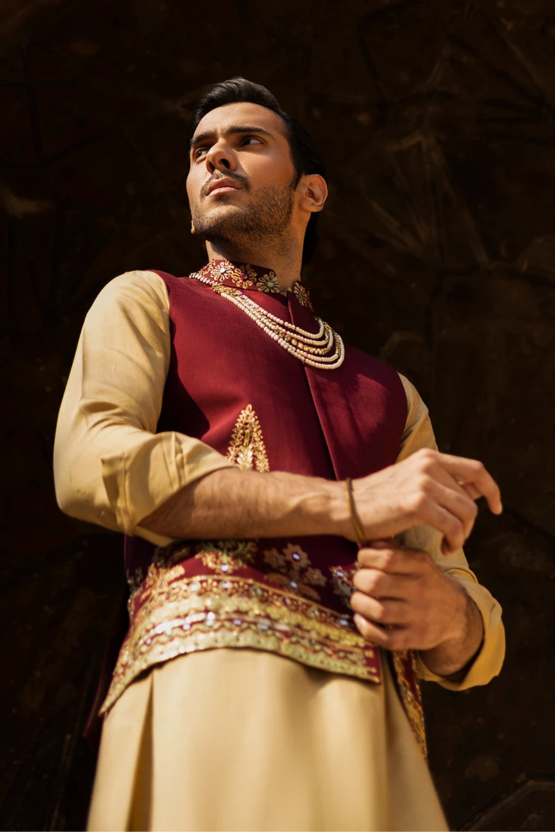 Maroon Embroidered Serona Waistcoat Kurta (3-Piece) - Image 3