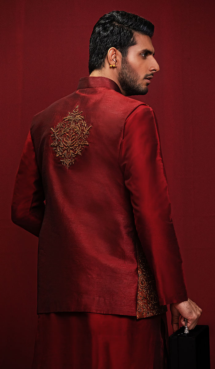 Merlot Maroon Embroidered Silk-Blend Waistcoat Kurta (3-Piece) - Image 2
