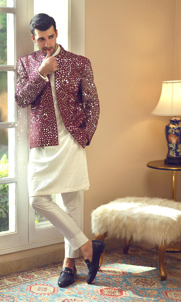 Maroon Ajrak Mirrorwork Silk-Blend Waistcoat Kurta (3-Piece) - Image 2