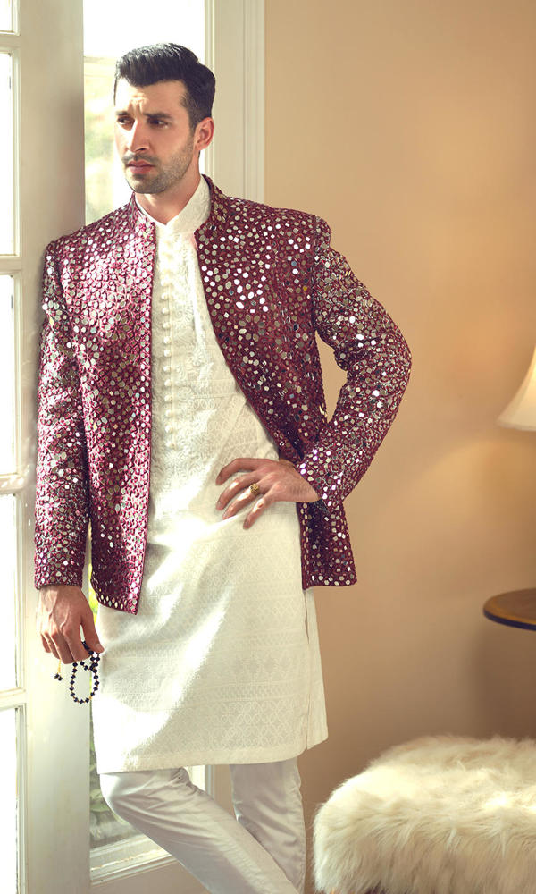 Maroon Ajrak Mirrorwork Silk-Blend Waistcoat Kurta (3-Piece) - Image 3