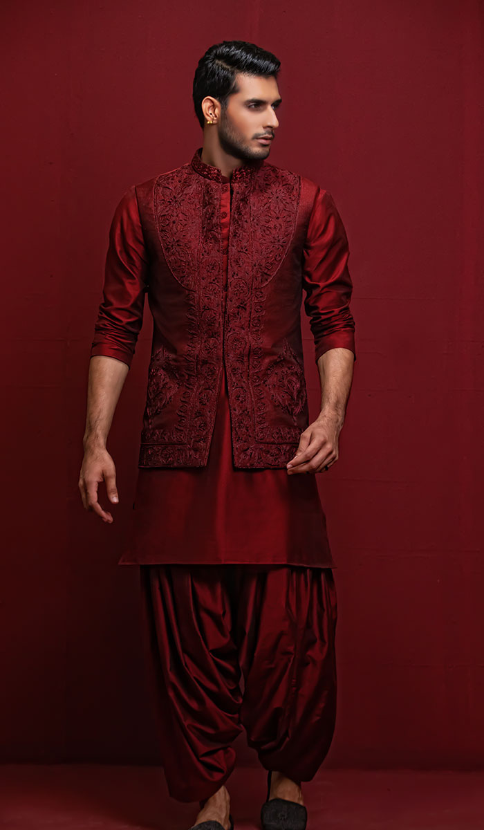 Deep Maroon Embroidered Silk-Blend Waistcoat Kurta (3-Piece) - Image 1