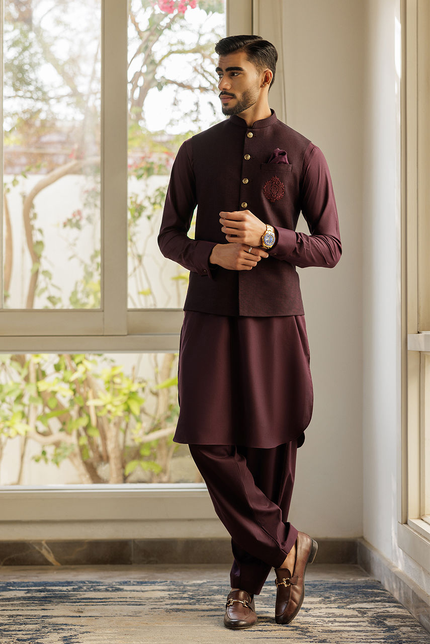 Burgundy Embroidered Suiting Waistcoat Kurta Set (3-Piece) - Image 3
