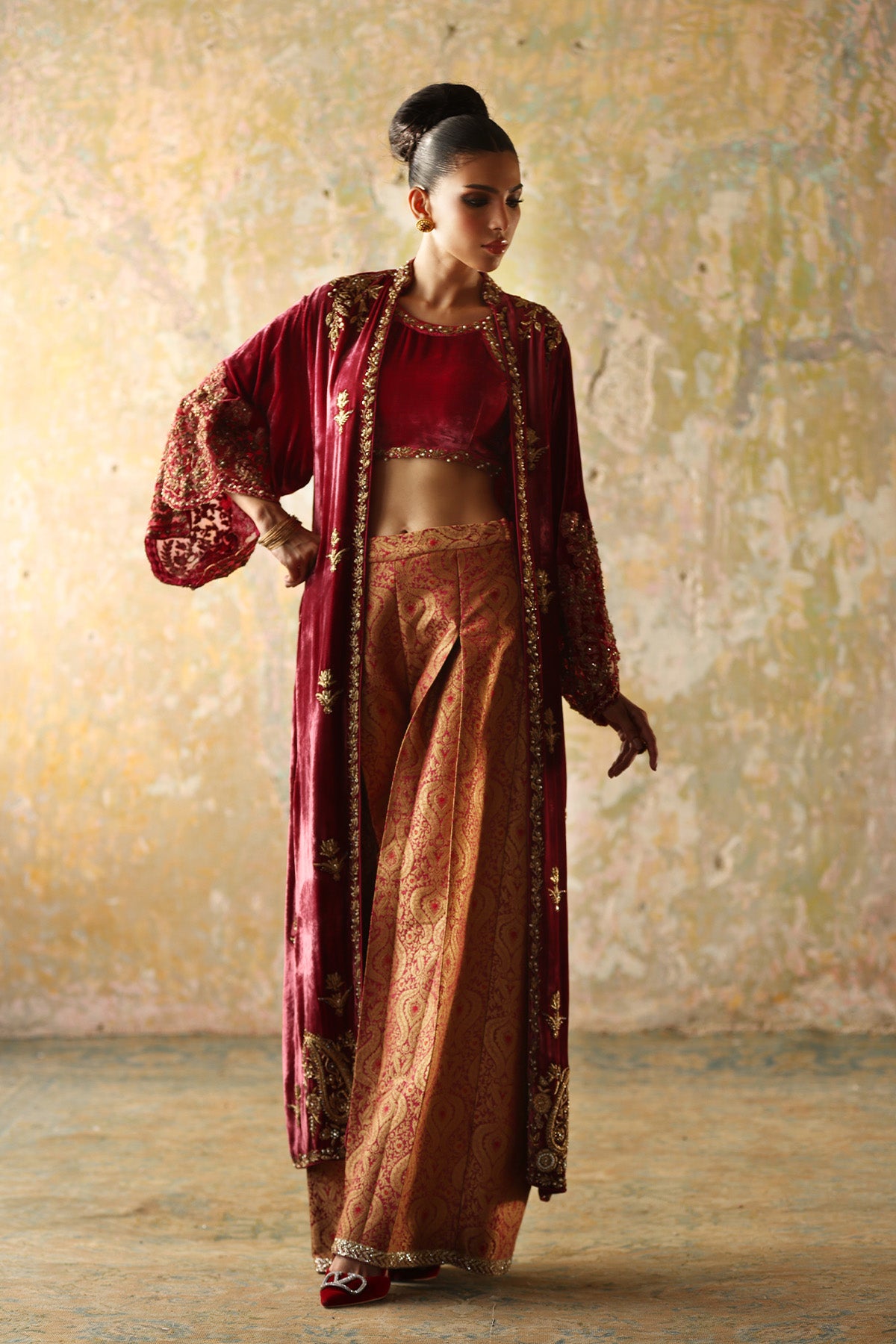 Maroon Zardozi Velvet Jacket with Jamawar Pants (3-Piece) - Image 2