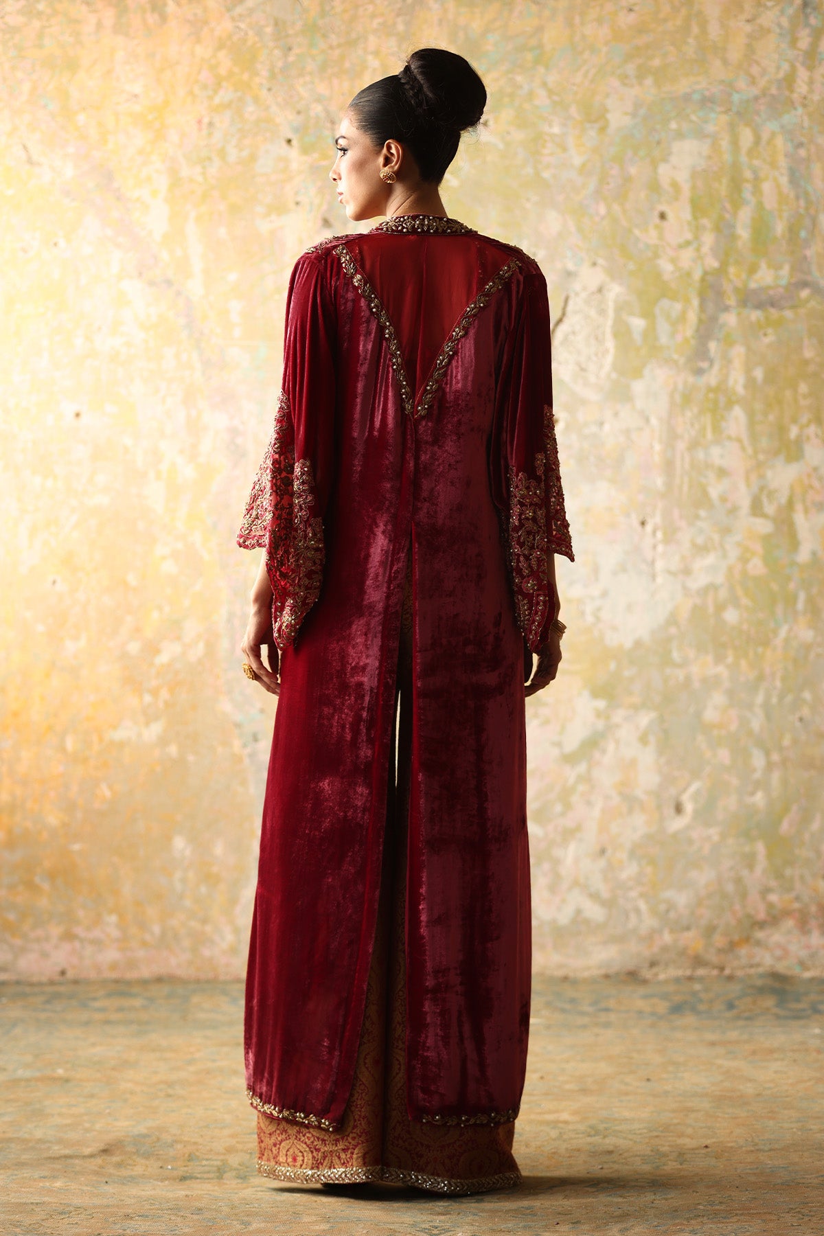 Maroon Zardozi Velvet Jacket with Jamawar Pants (3-Piece) - Image 4