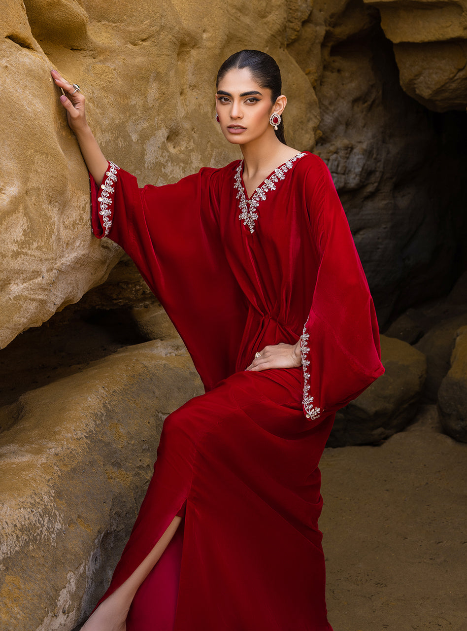 Pakistani Maroon Hand Embellished Velvet Kaftan (1-Pc) - Image 4