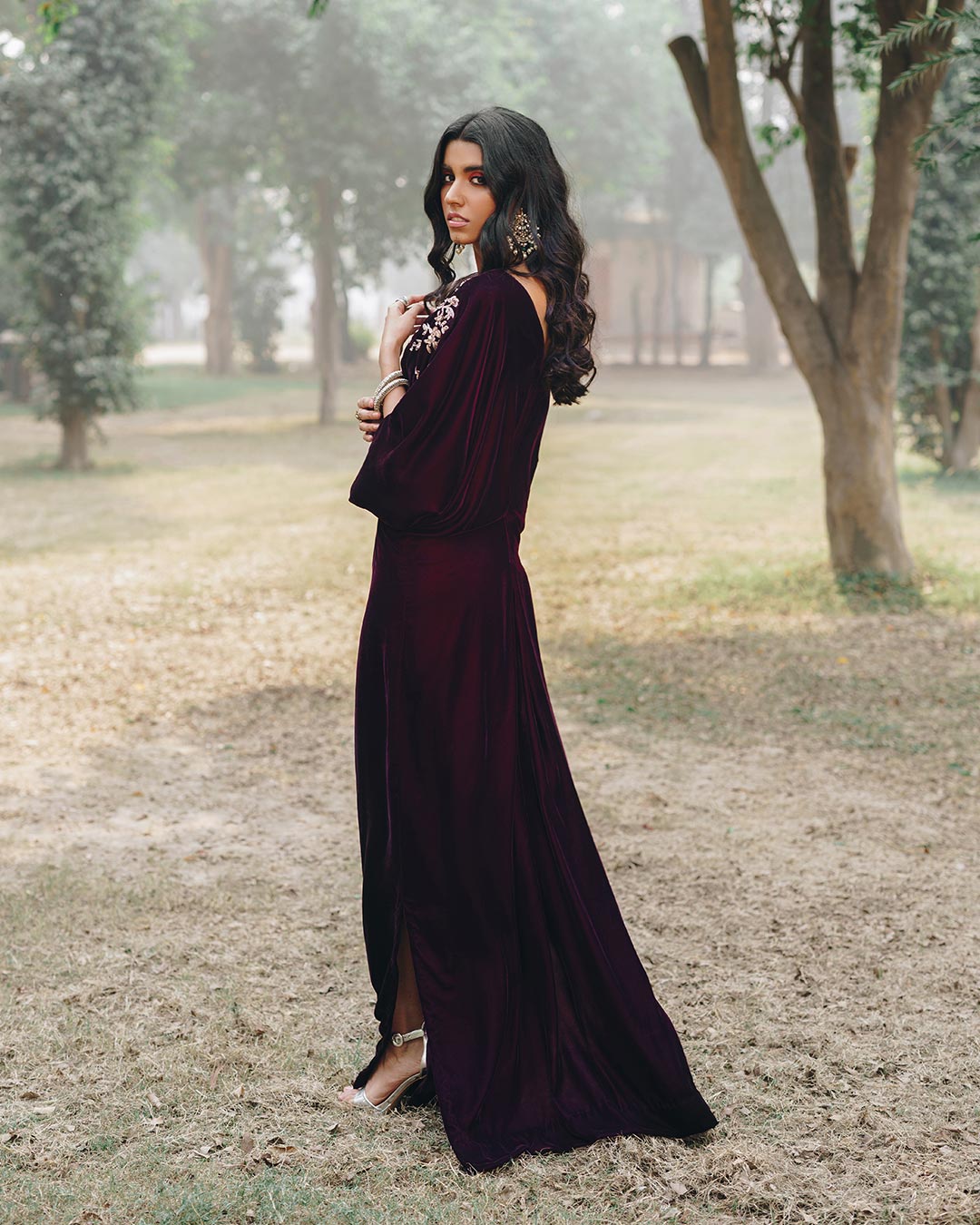 Deep Maroon Embroidered Velvet Kaftan (1-Pc) - Image 5