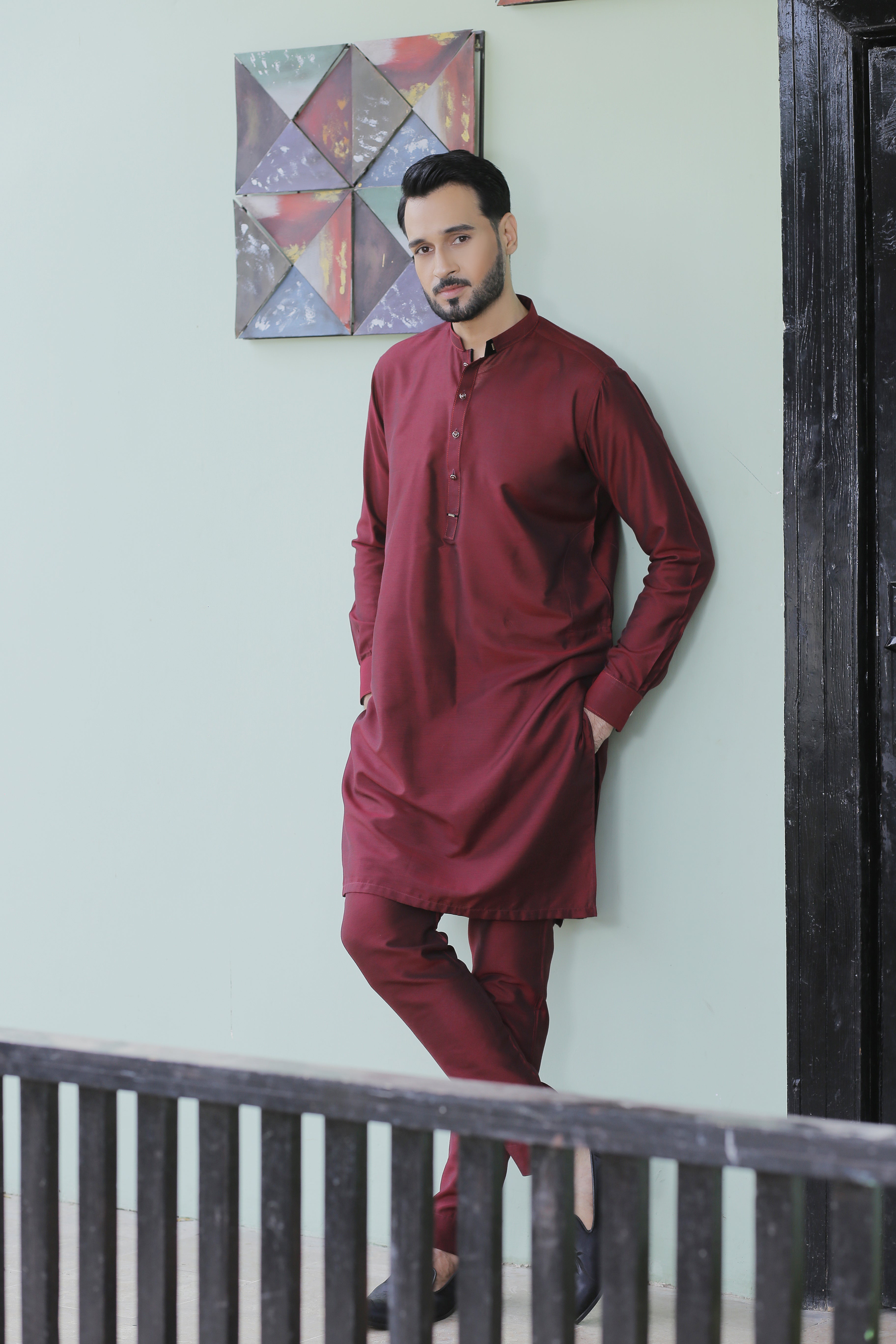Maroon Velvet Finish Cotton Silk Kurta Pajama (2-Piece) - Image 3