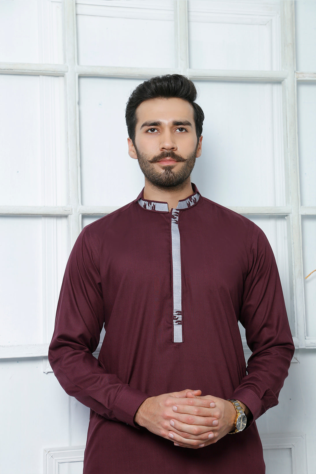 Maroon Embellished Wash n Wear Kurta Pajama (2-Piece) - Image 2