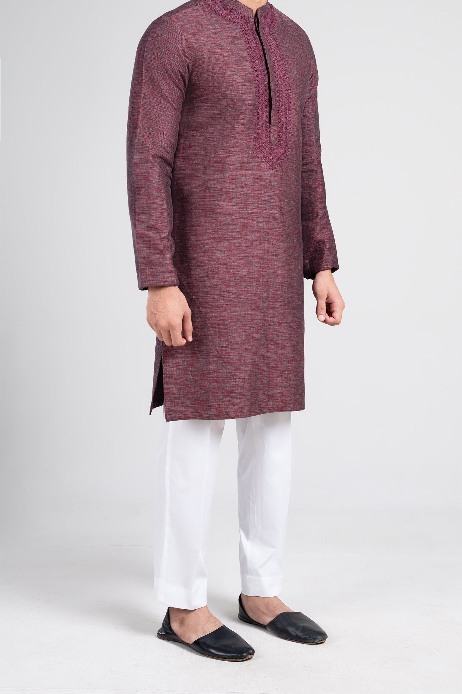 Maroon Embroidered Handloomed Khaddar Kurta (2-Piece) - Image 3