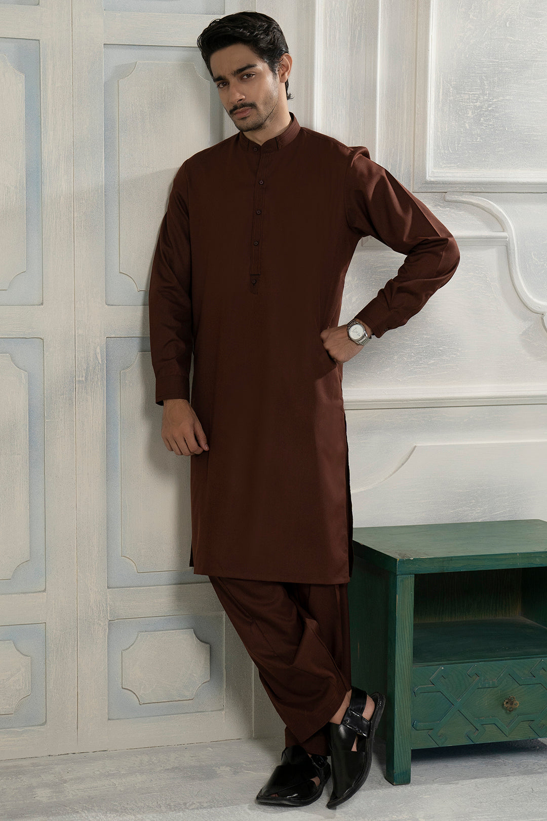 Maroon Blended Fabric Shalwar Kameez (2-Piece) - Image 3