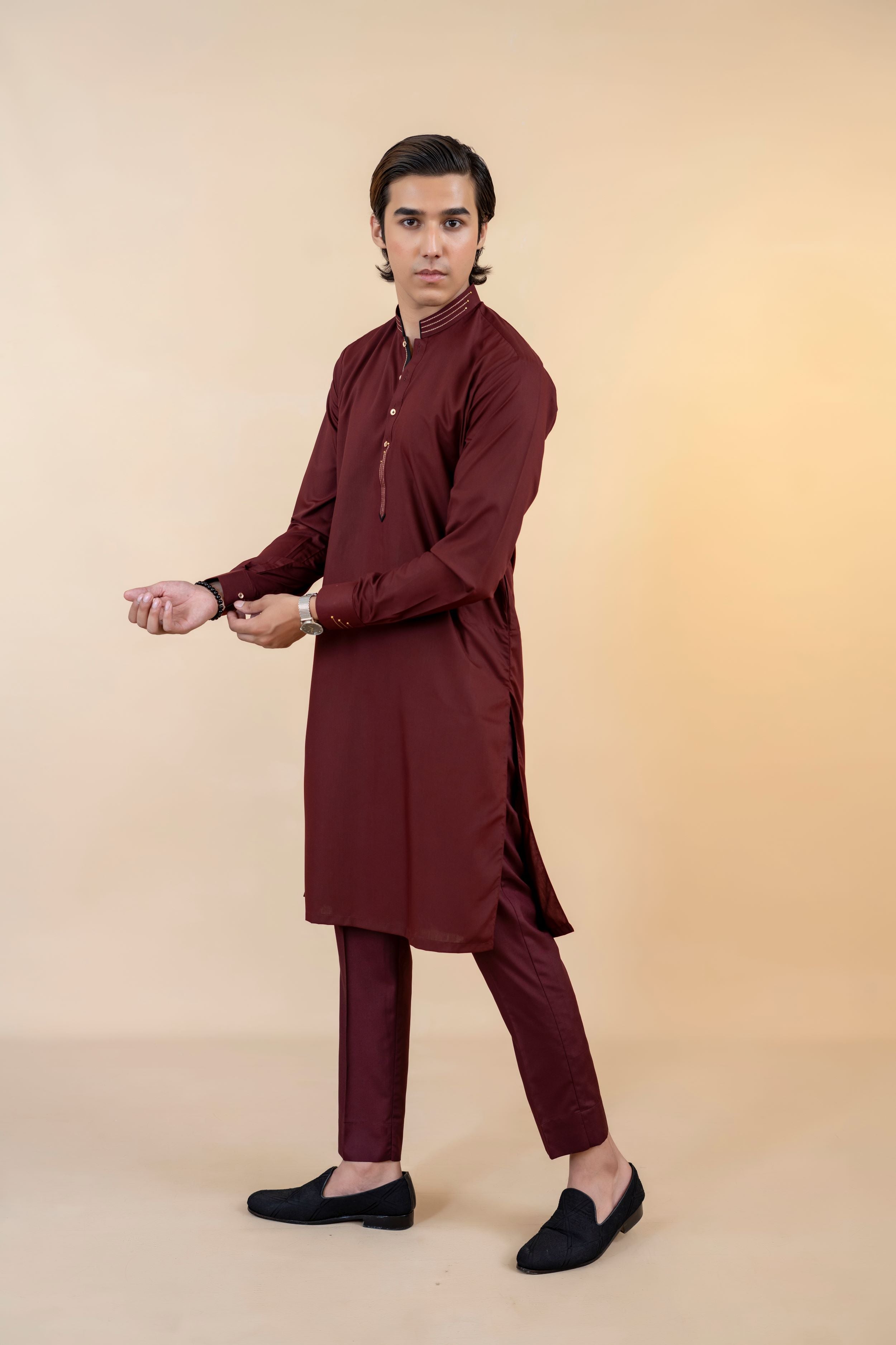 Maroon Contrast Stitch Wash-and-Wear Shalwar Kameez (2-Piece) - Image 4