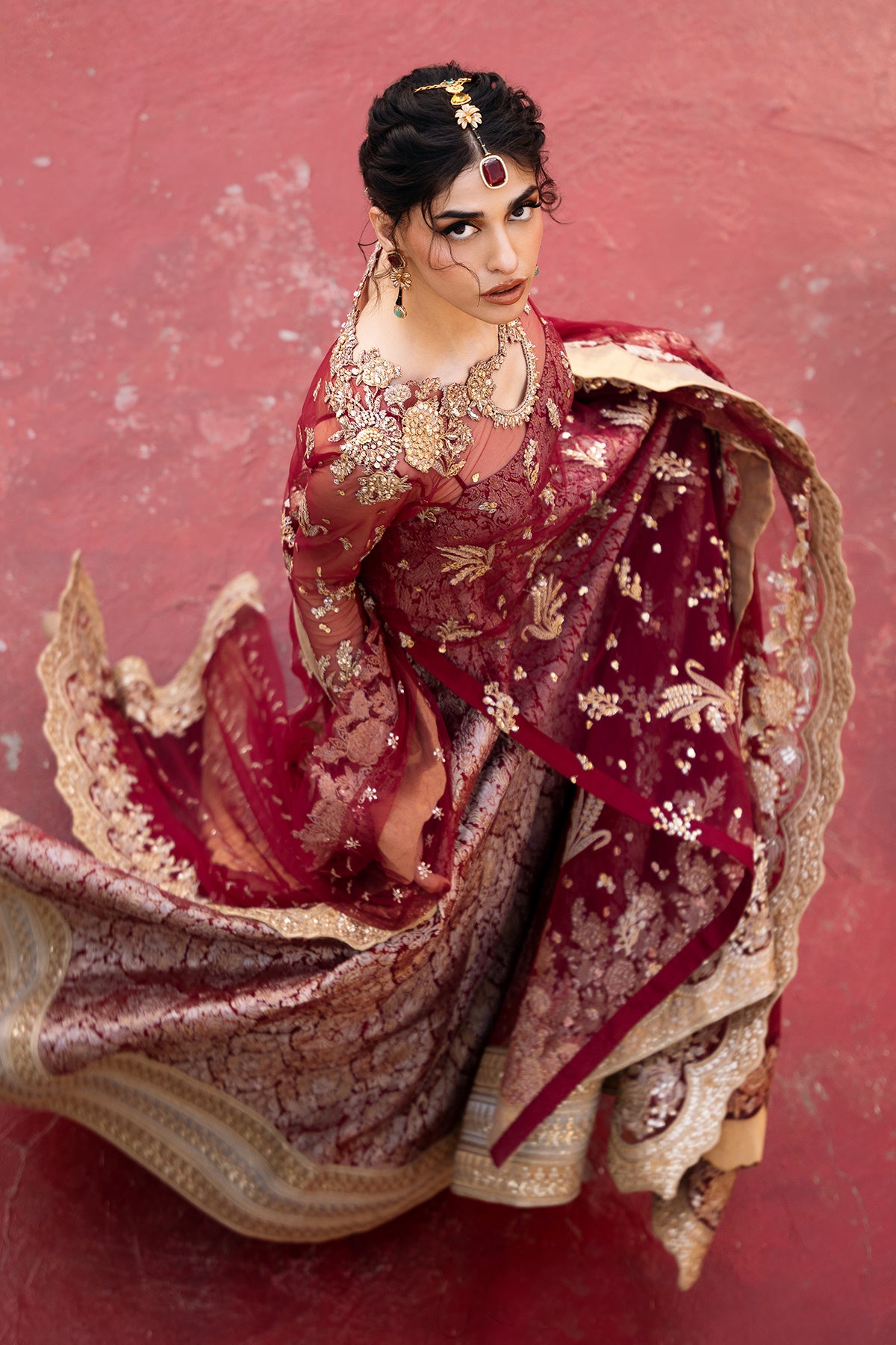 Pakistani Deep Maroon Zardozi Net & Jamawar Pishwas (2-Piece) - Image 6