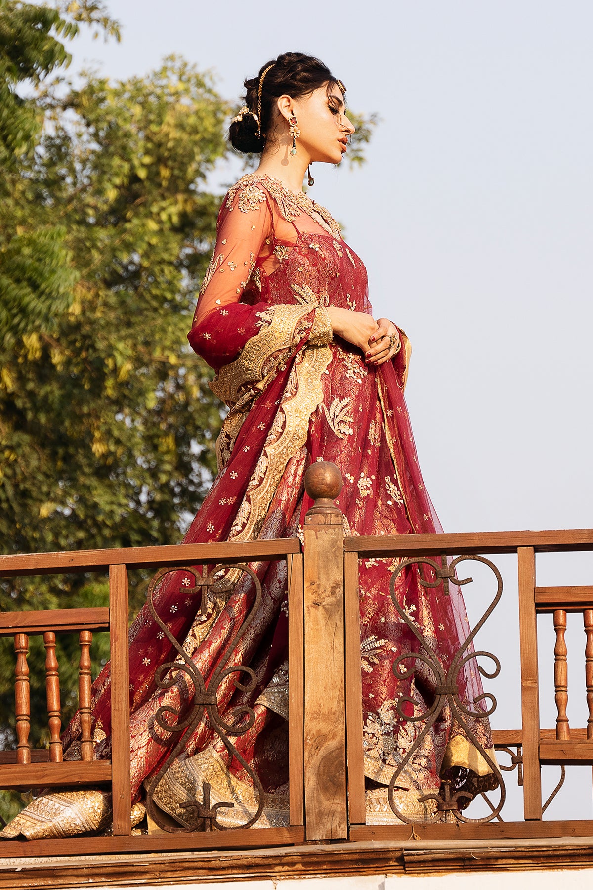 Pakistani Deep Maroon Zardozi Net & Jamawar Pishwas (2-Piece) - Image 7