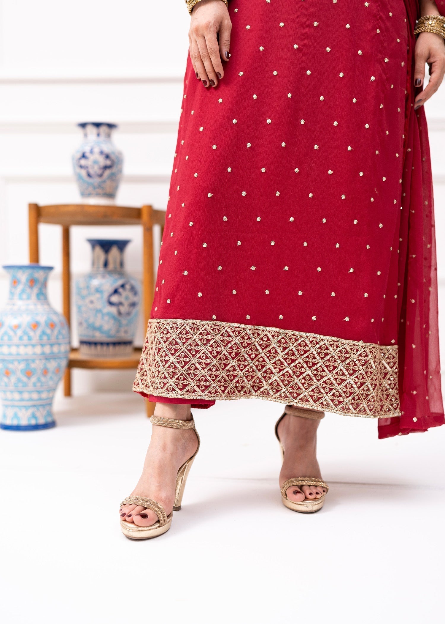 Pakistani Maroon Embroidered Chiffon Kurta Set (3-Piece) - Image 3