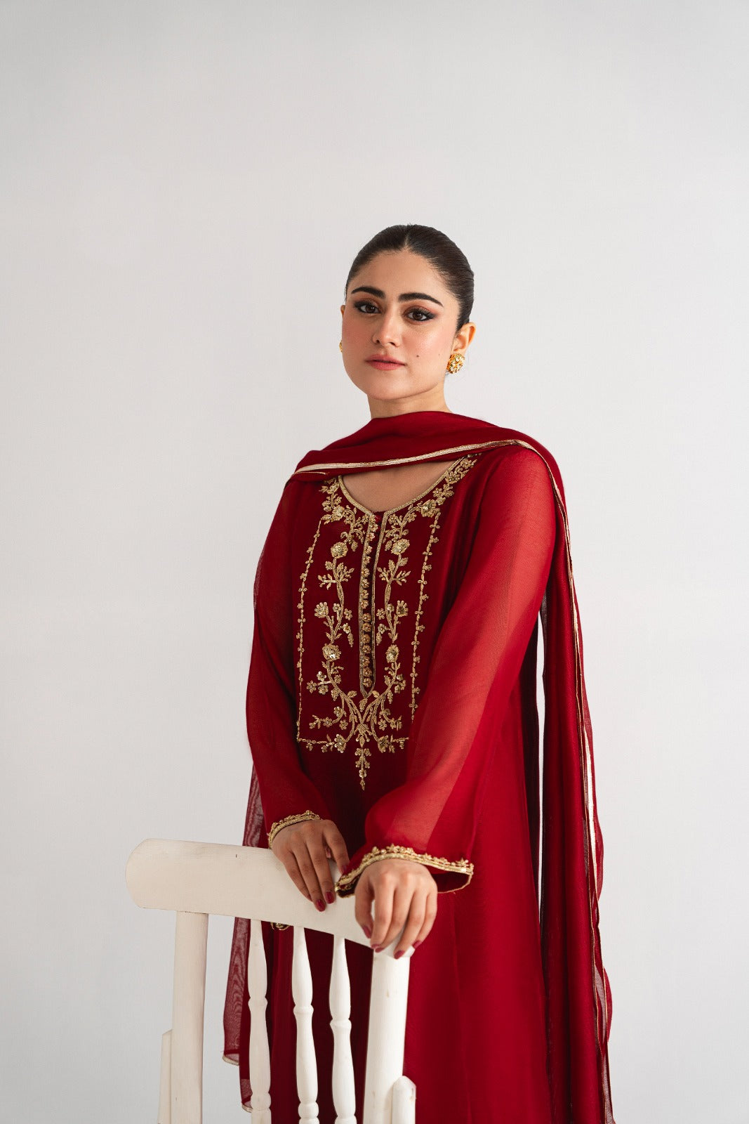 Pakistani Maroon Golden Embroidered Cotton Net Salwar Kameez (3-Piece) - Image 4