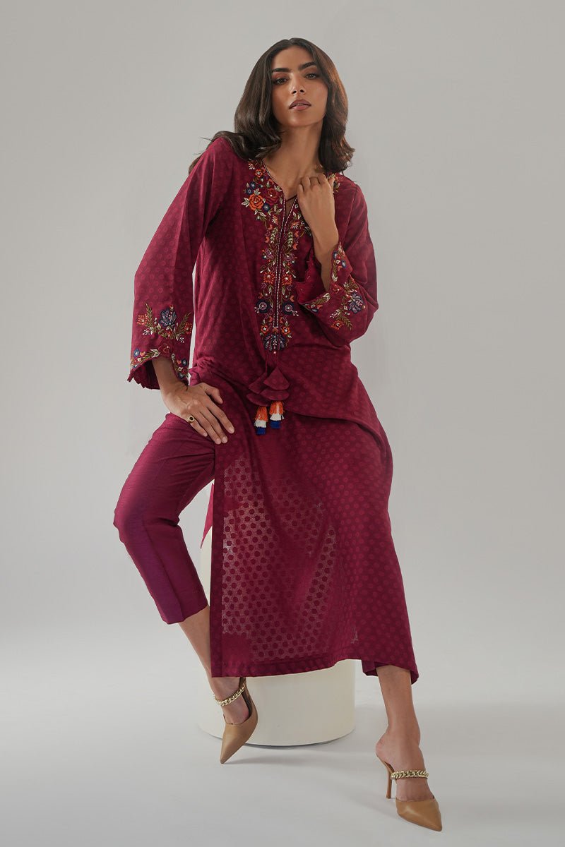Pakistani Maroon Embroidered Chiffon & Silk Kurta (2-Piece) - Image 7