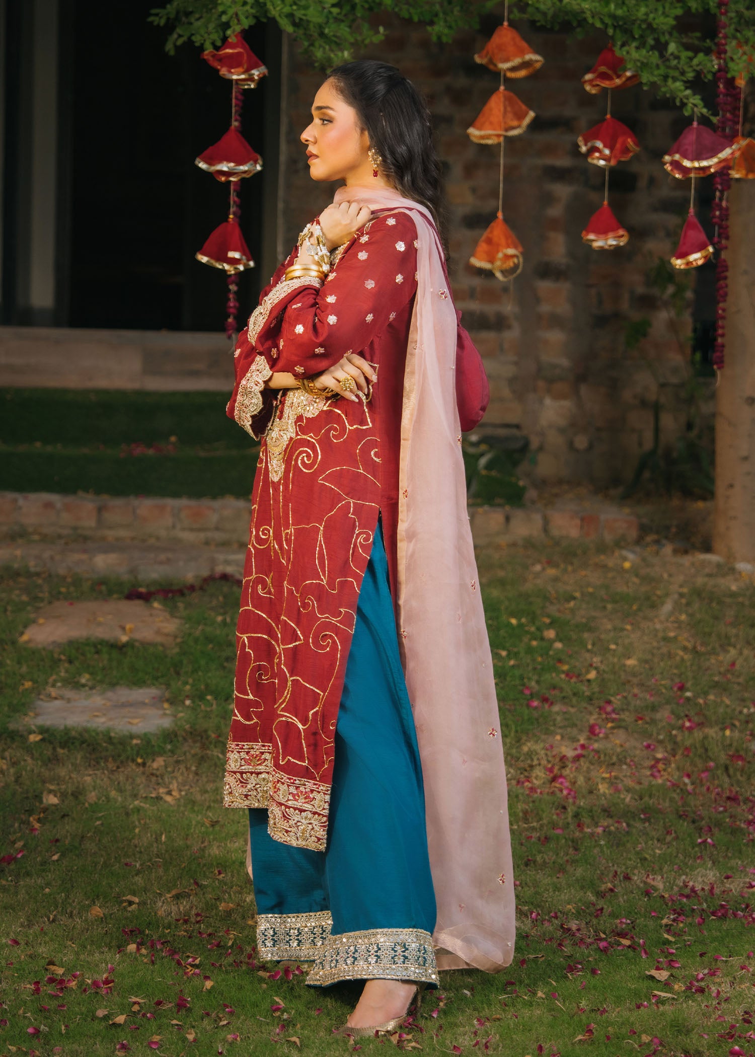 Pakistani Maroon Naqshi Dabka Korean Silk Salwar Kameez (3-Piece) - Image 2