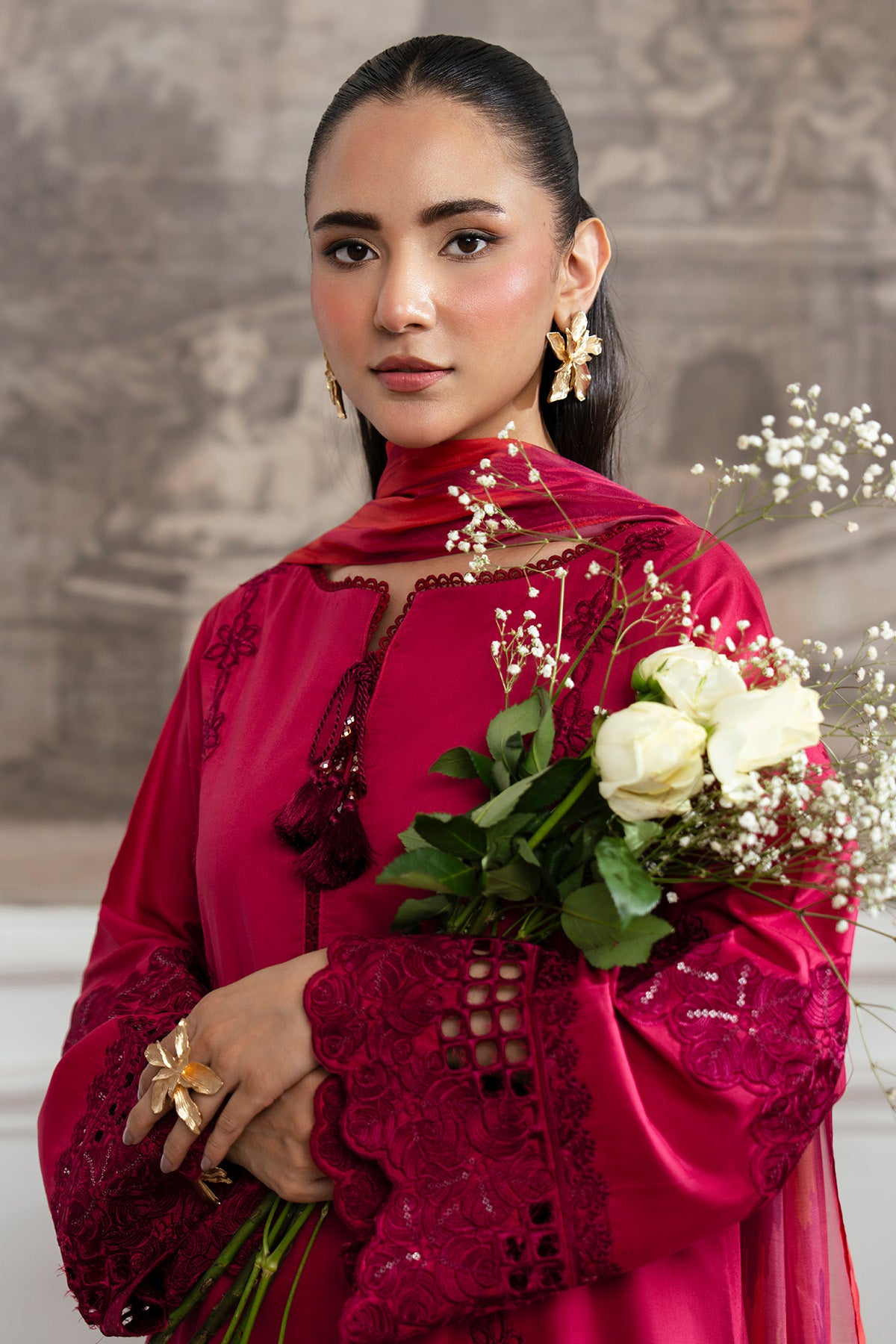 Pakistani Maroon Embroidered Lawn Salwar Kameez (3-Piece) - Image 2