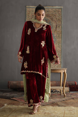 Maroon Embroidered Pure Velvet Salwar Kameez (3-Piece) - Image 3