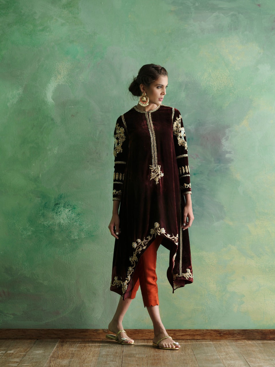 Pakistani Burgundy Zardozi Velvet High-Low Tunic (3-Piece) - Image 5