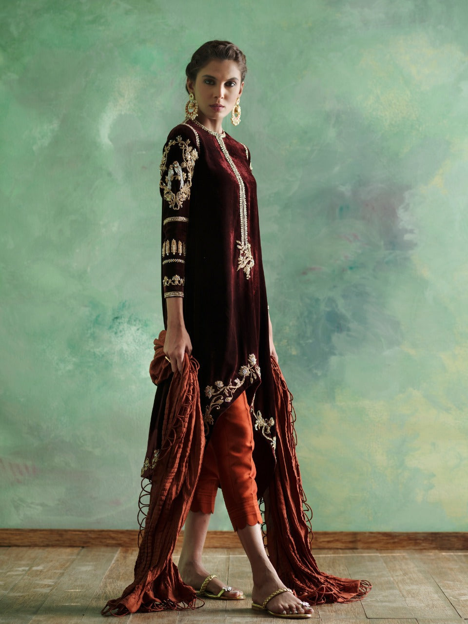 Pakistani Burgundy Zardozi Pure Velvet High-Low Tunic (3-Piece) - Image 3