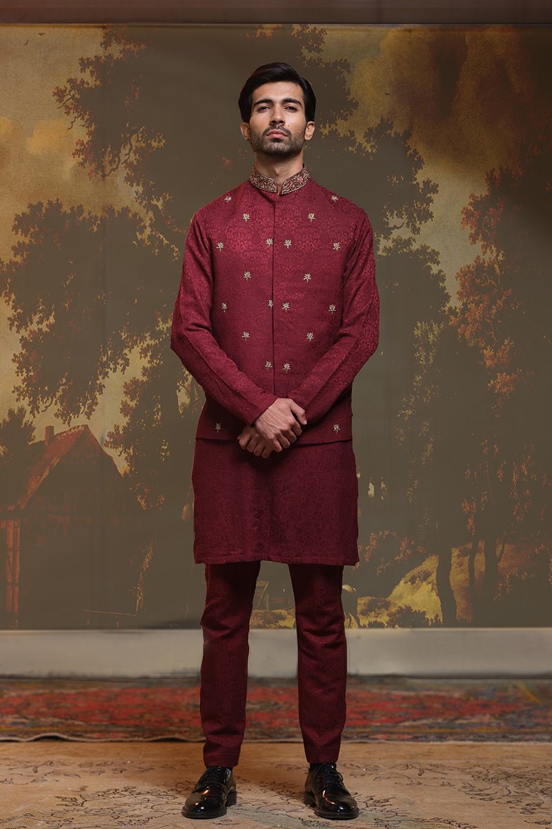 Maroon Zardozi Resham Silk Jamawar Waistcoat Kurta (3-Piece) - Image 4