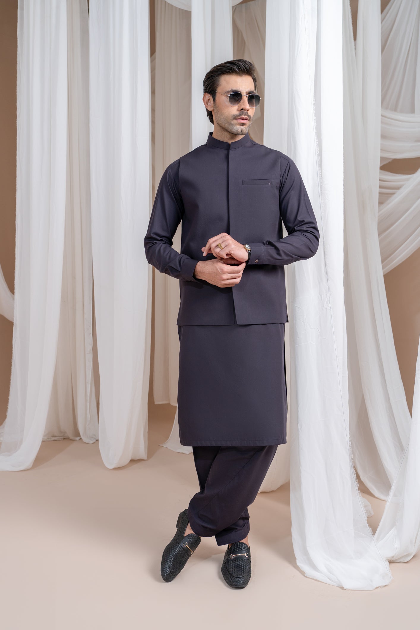 Burgundy Luxury Blended Waistcoat Kurta (3-Piece) - Image 1