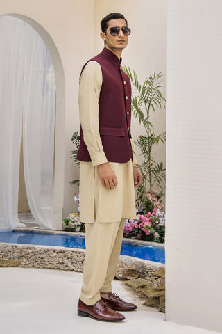 Maroon Solid Suiting Waistcoat Kurta Set (3-Piece) - Image 5