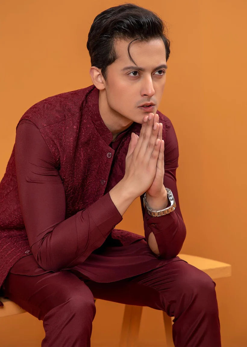 Maroon Embroidered Wash & Wear Waistcoat Kurta (3-Piece) - Image 4