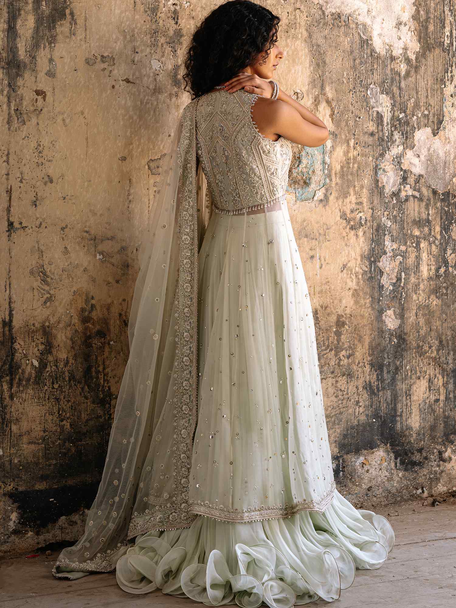 Pakistani Hint of Mint Zardozi Organza Lehenga (3-Piece) - Image 4