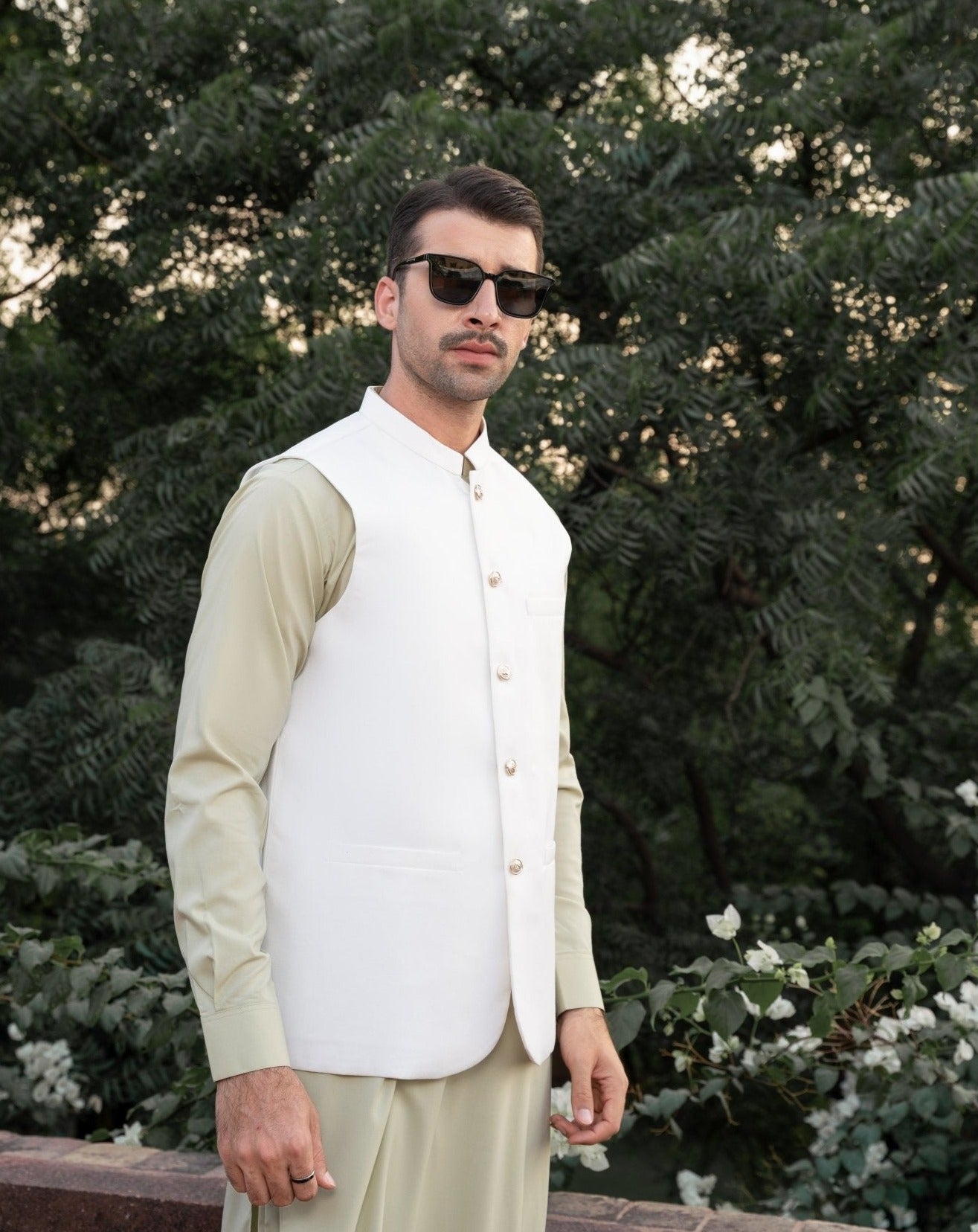 Mint Blended Waistcoat Kurta 3-Piece - Image 2