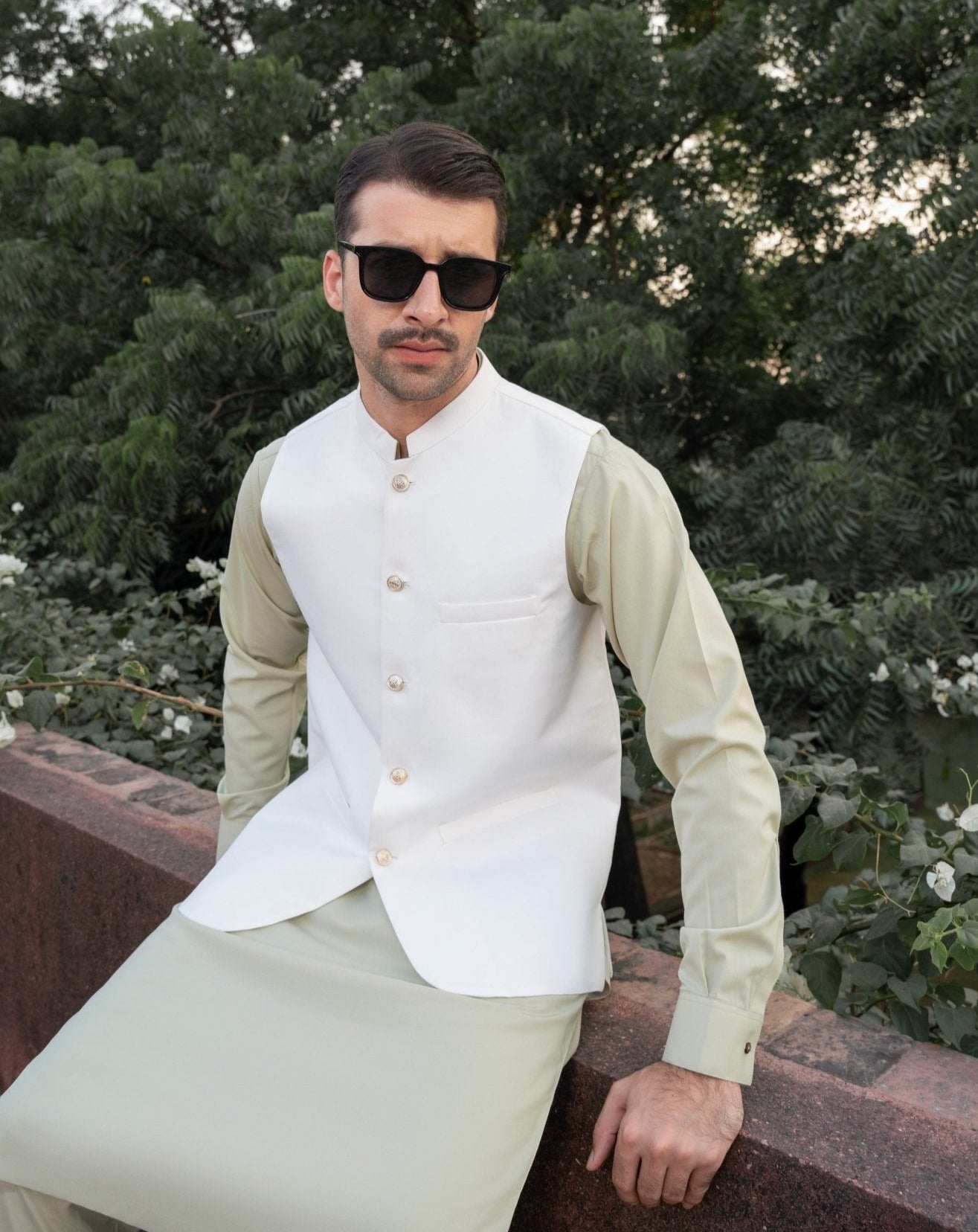 Mint Blended Waistcoat Kurta 3-Piece - Image 4