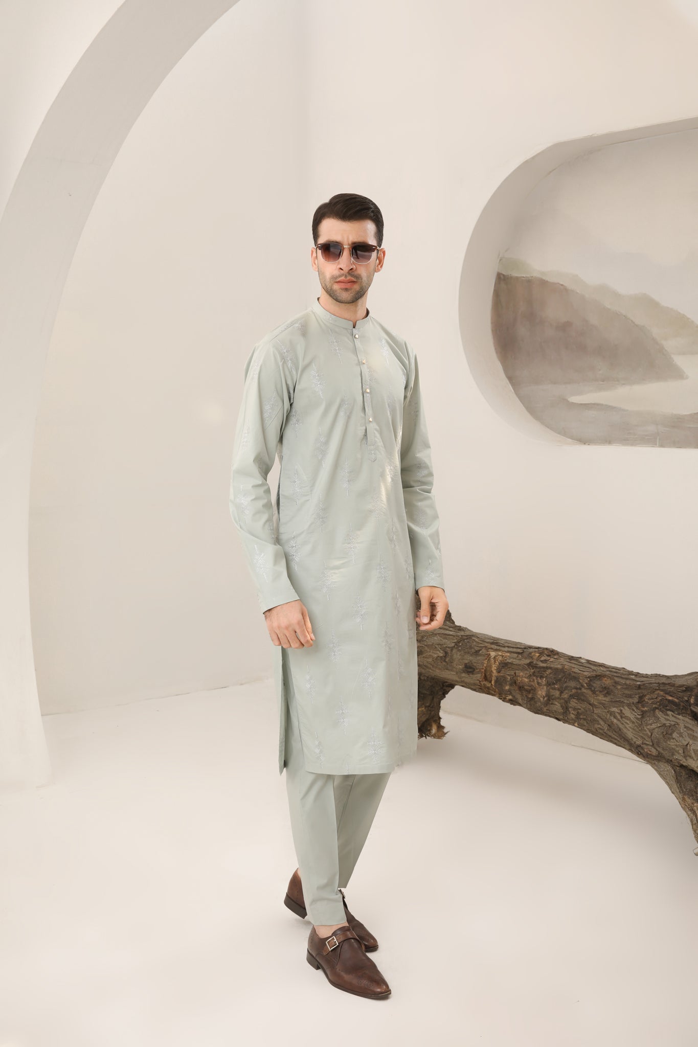 Light Mint Schiffli Embroidered Cotton Kurta Pajama (2-Piece) - Image 4