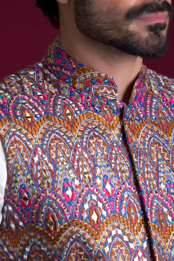 Multicolour Mirror Work Cotton Waistcoat Kurta (3-Piece) - Image 2