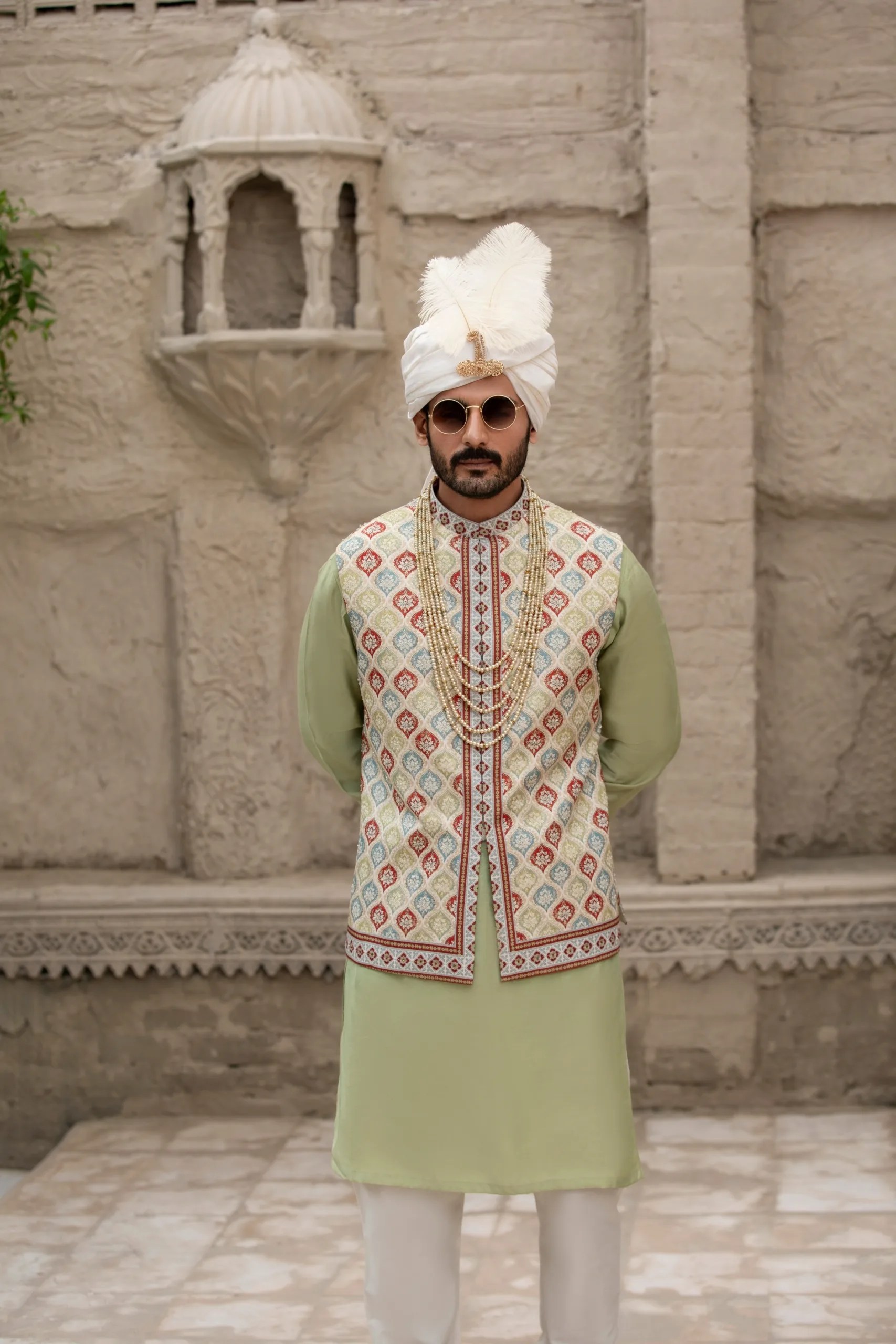 Multicolour Embroidered Silk-Blend Waistcoat Kurta (3-Piece) - Image 2