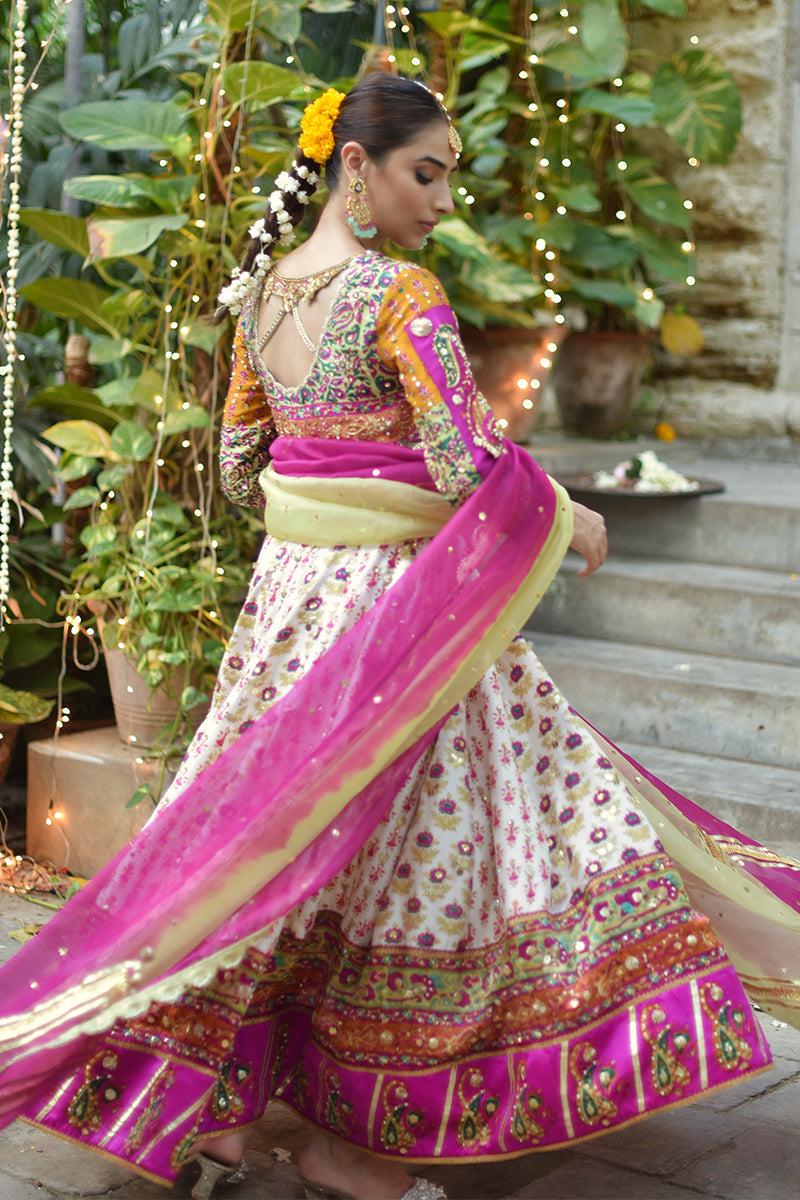 Pakistani Multi-Tone Zardozi Raw Silk Kalidar (3-Piece) - Image 6