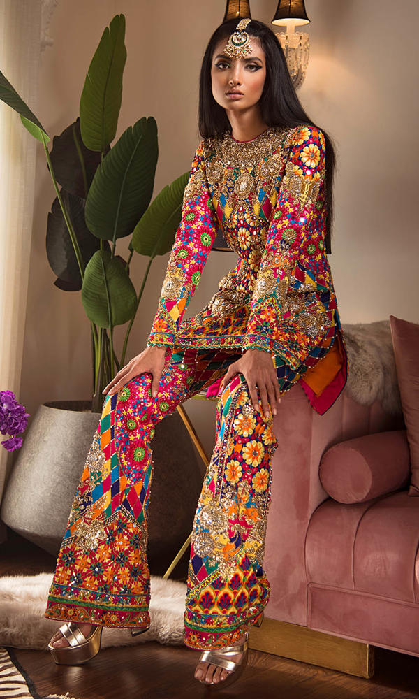 Multicolour Embroidered Georgette Short Shirt & Bootcut Pants (2-Piece) - Image 3