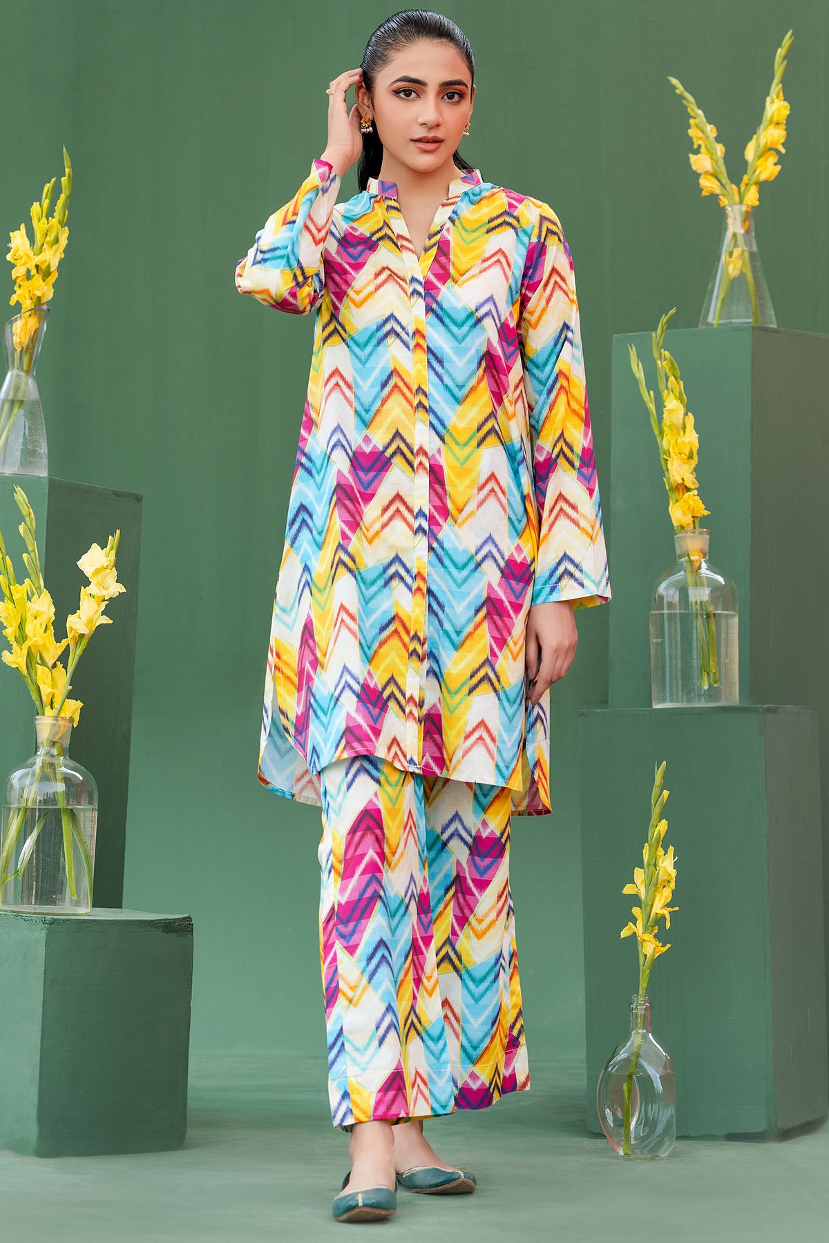 Multicolour Digital Printed Lawn Salwar Kameez (2-Piece) - Image 1