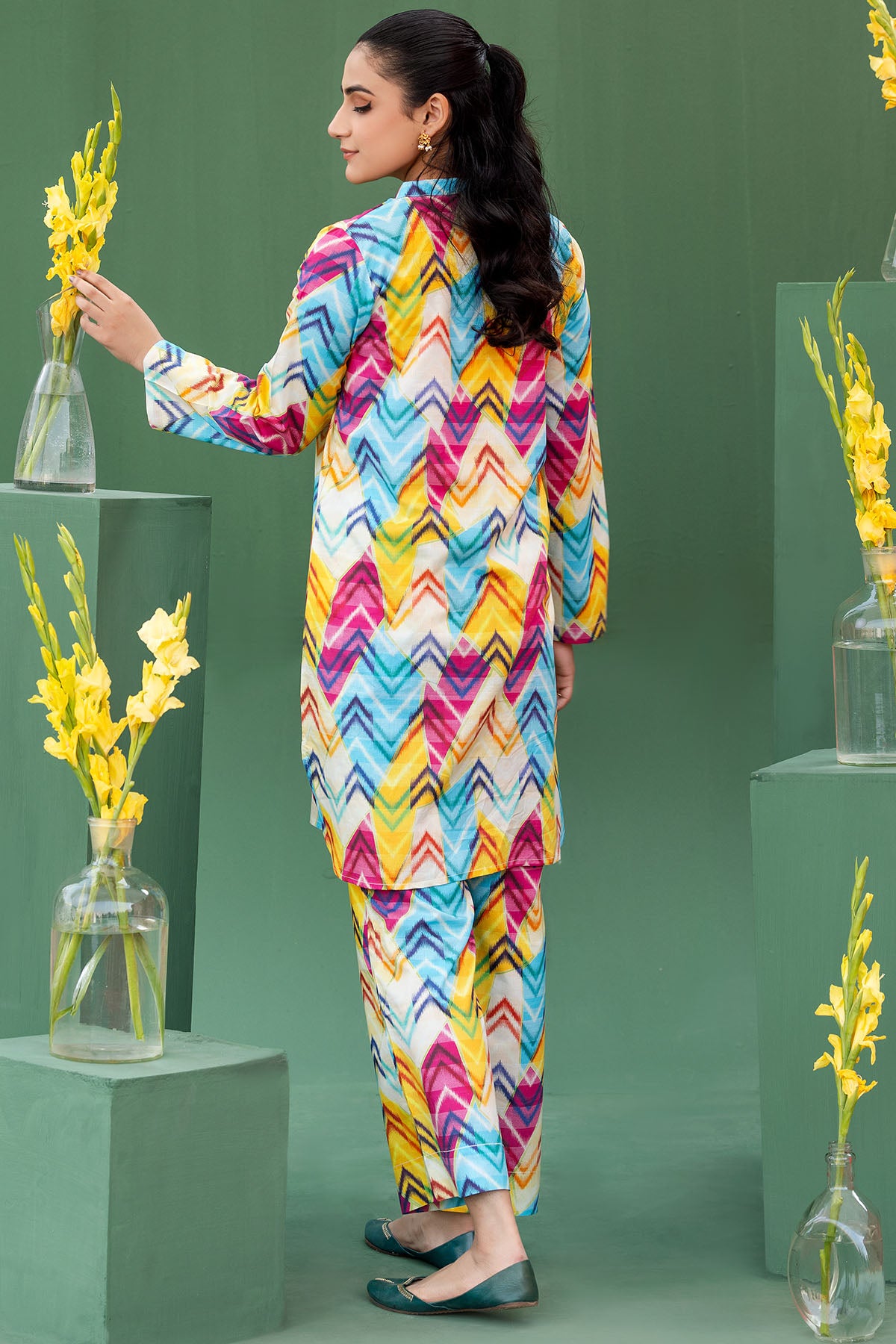 Multicolour Digital Printed Lawn Salwar Kameez (2-Piece) - Image 3