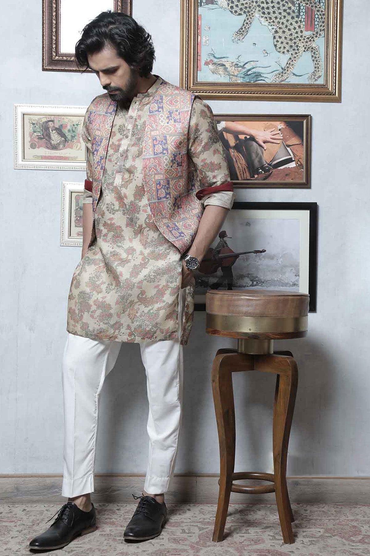 Multi-Colour Printed Waistcoat in Lightweight Fabric (3-Piece) - Image 1