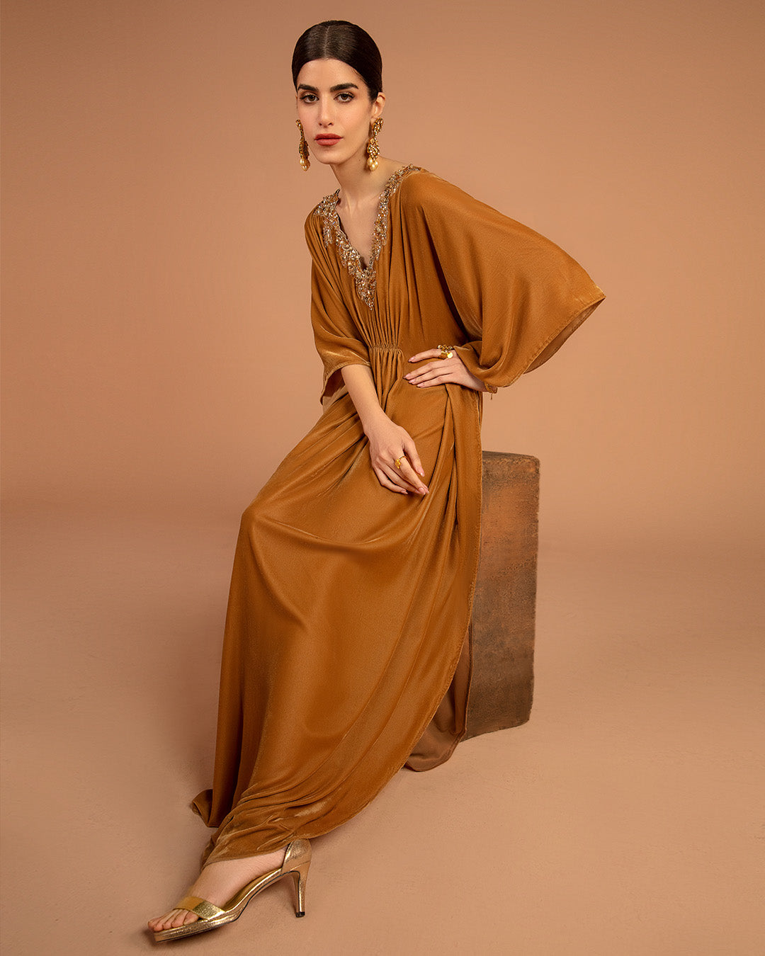 Mustard Embellished Velvet Kaftan (1-Pc) - Image 3