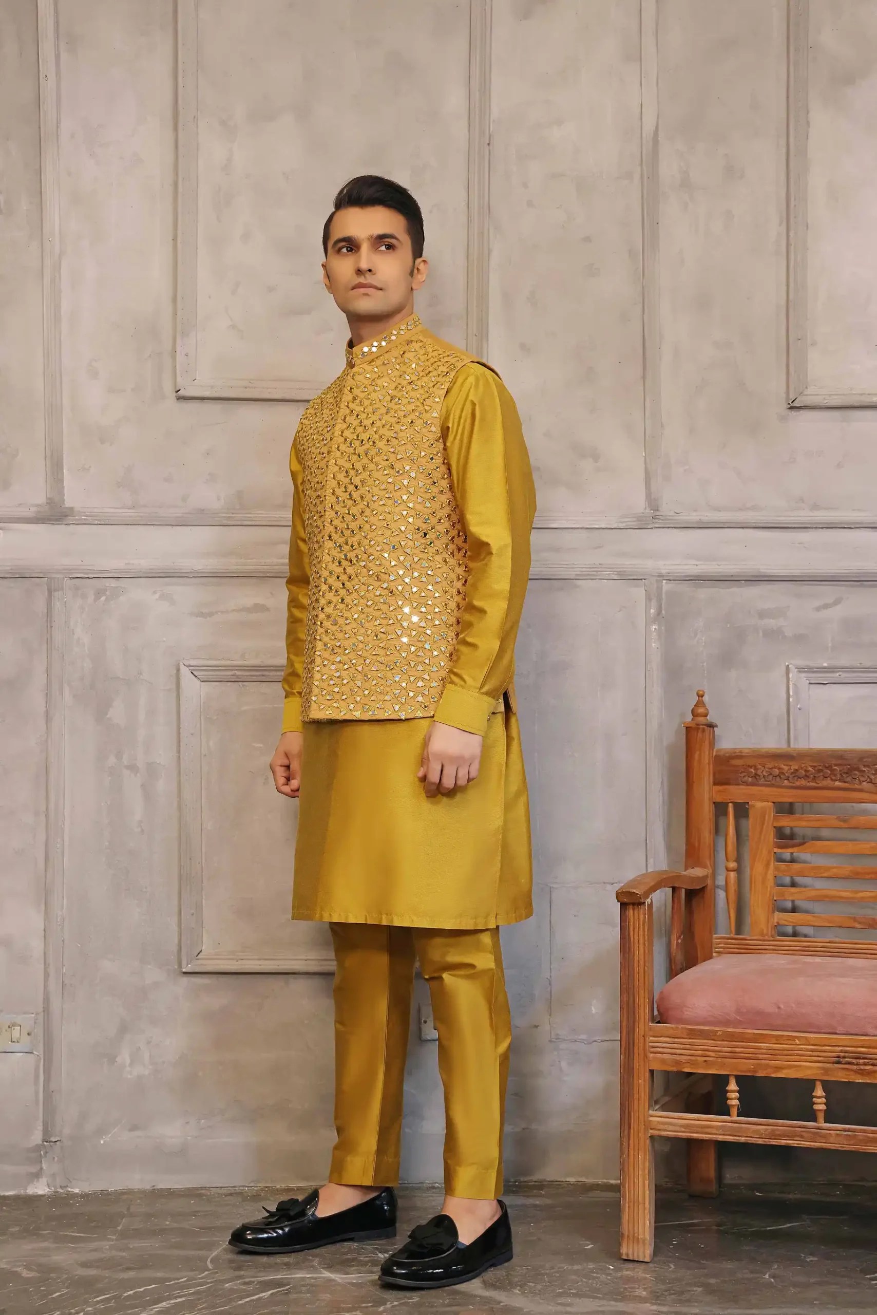 Metallic Gold Mirrorwork Waistcoat with Mustard Cotton Kurta (3-Piece) - Image 2